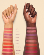 Cargar imagen en el visor de la galería, RARE BEAUTY SOFT PINCH MATTE BOUNCY BLUSH