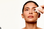 Cargar imagen en el visor de la galería, KYLIE JENNER SKIN TINT BLURRING ELIXIR 5N