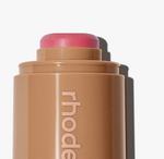Cargar imagen en el visor de la galería, RHODE POCKET BLUSH BUILDABLE HYDRATING CREAM BLUSH