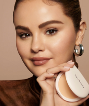 RARE BEAUTY FINISHING POWDER
