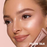 Cargar imagen en el visor de la galería, CHARLOTTE TILBURY PILLOW TALK BEAUTY LIGHT WAND